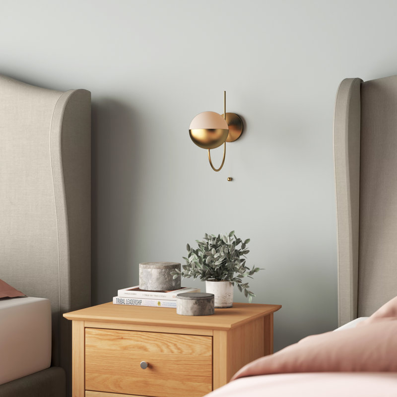 Rolando Armed Sconce, Aged Brass