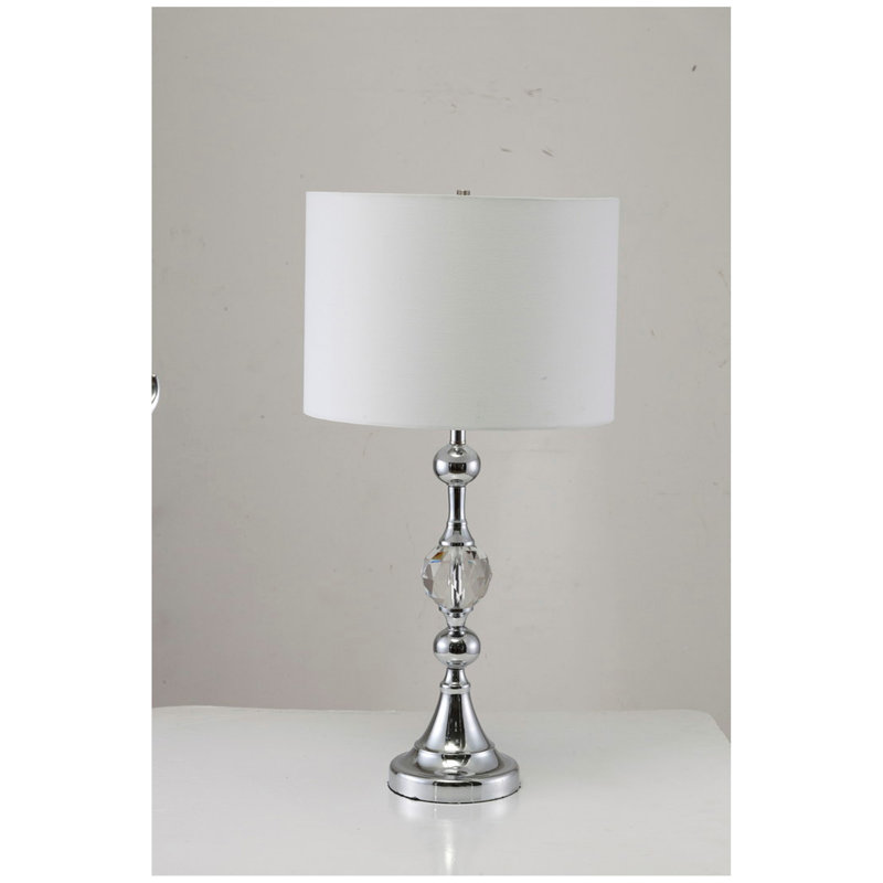 Grande lampe de table en métal 29,5 po "Leona" avec finition chromée et accents de cristal
