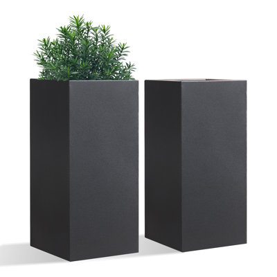 Dorina Planter Box