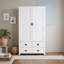Armoire de cuisine autoportante haute avec casier à vin, tablettes de porte, étagères réglables, tiroirs de rangement et portes à fermeture amortie.-394687452