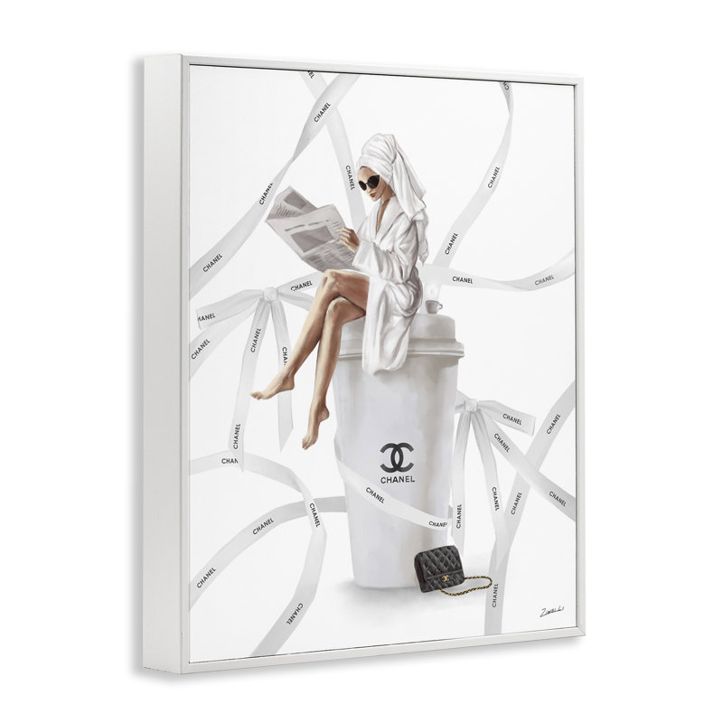 «Spa Girl in Peignoir», estampe numérique encadrée par Ziwei Li, Giclée encadrée blanc bord de mer, H 20 po x l 16 po