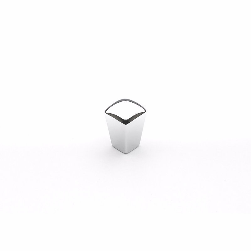 Poignée d'armoire 1/2 po Schaub Skyevale, Chrome poli