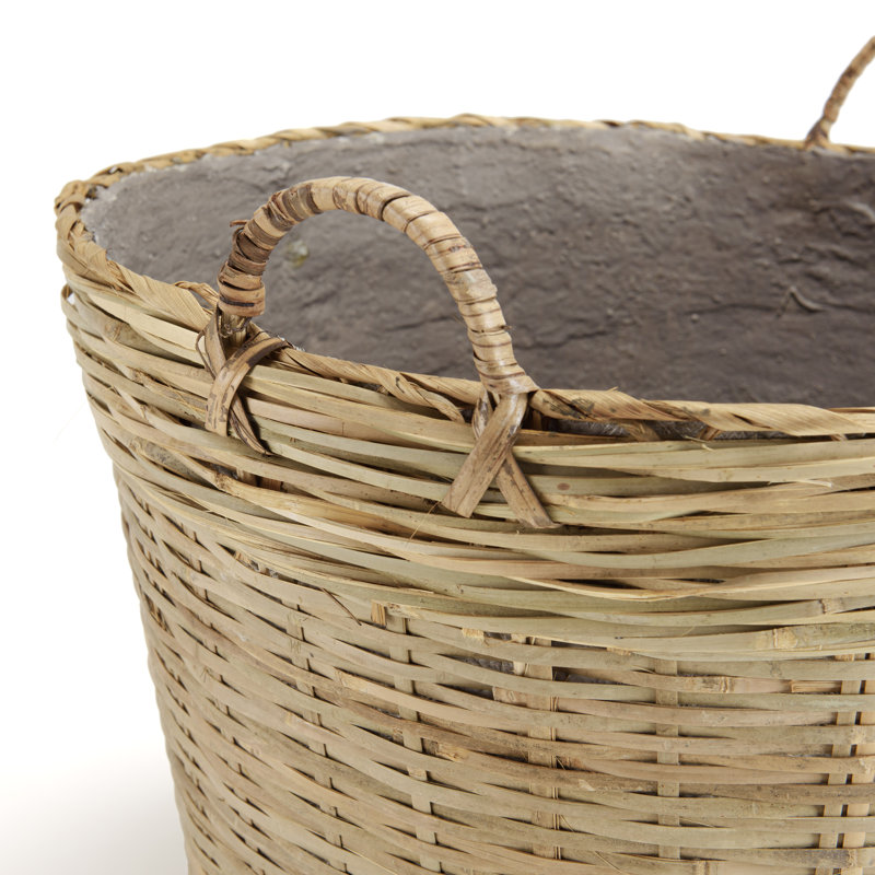 Akil Pot Planter