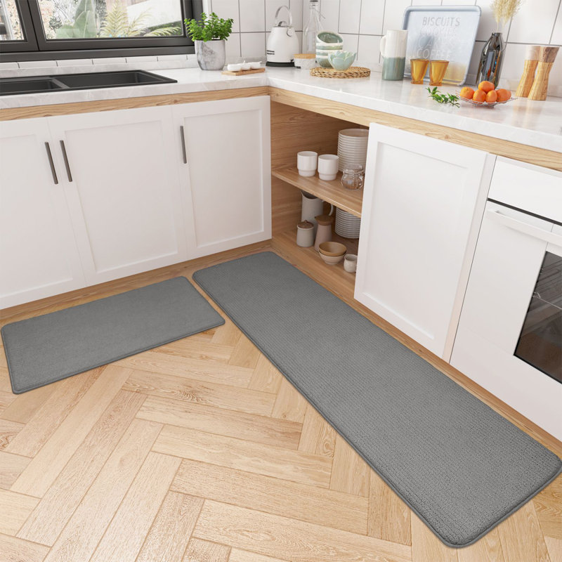 Tapis de cuisine Demarus, Rectangle 4 pi 11 po x 1 pi 5 po, Gris foncé
