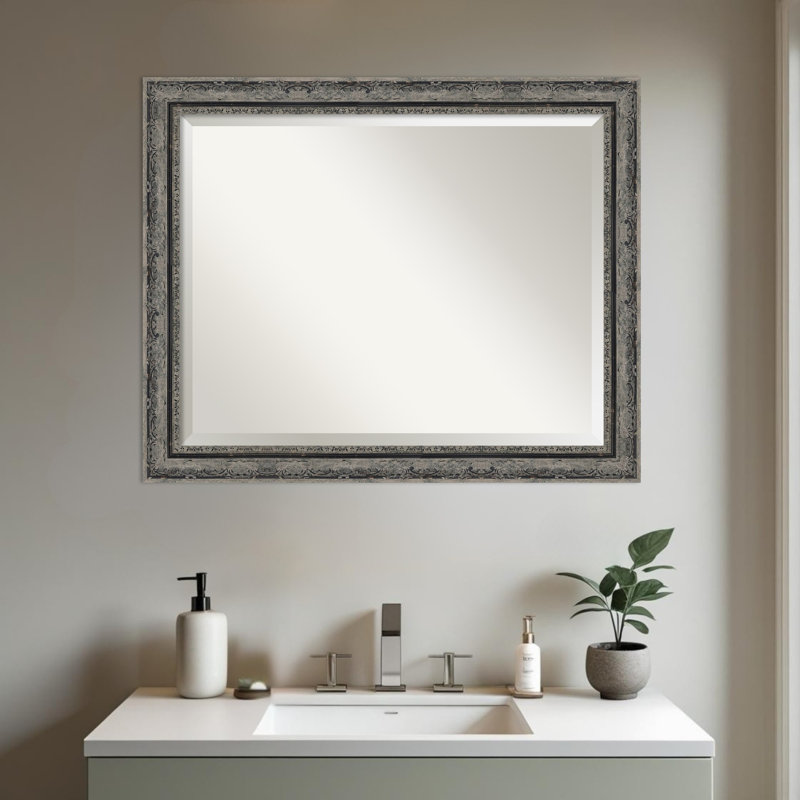 Miroir mural de salle de bain Filigree, 26,5 po x 32,5 po, Noir mat