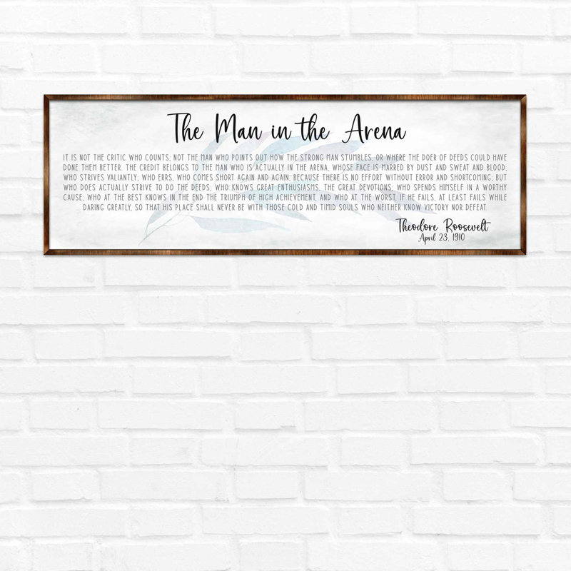 «The man in the arena» - Cadre photo panoramique, art textuel sur bois, H 16 po x l 48 po x P 0,5 po