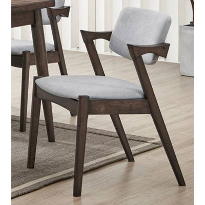 Chaise Kiauna