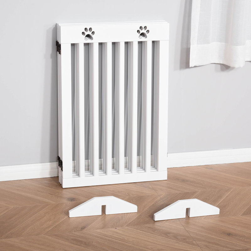 Medium Density Fiberboard (MDF) Free Standing Pet Gate