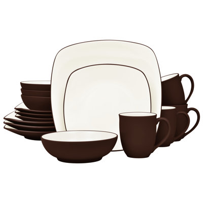 Service de table carré 16 pièces Noritake Colorwave, service pour 4