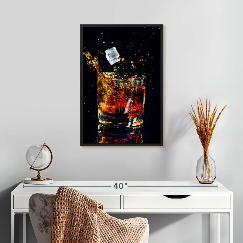 Whisky glacé, Cadre flottant noir, 17 po x 25 po