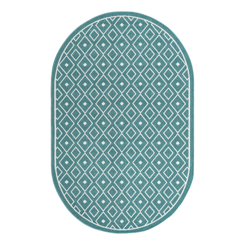 Geometric Indoor / Outdoor Rug, Oval 5'3" x 8'