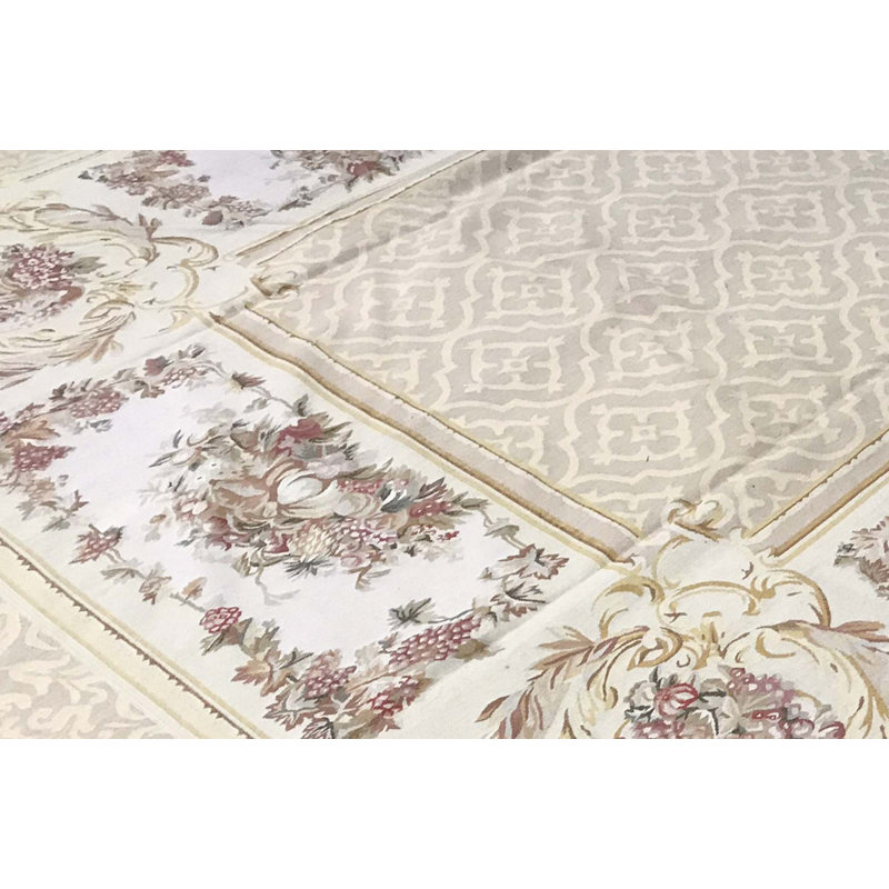 Tapis beige et ivoire de haute qualité noué à la main