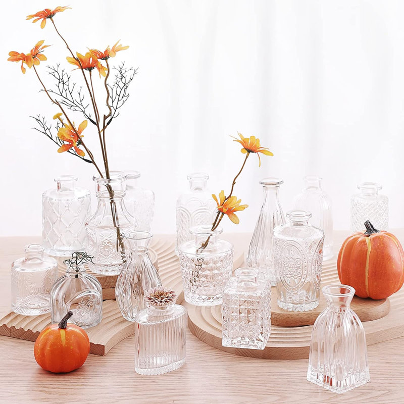 32 Piece Clear Glass Bud Vases – Vintage Small Vases for Flowers, Centerpieces, and Home Décor