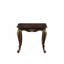 1 table de bout formelle traditionnelle avec finition cerisier foncé et or