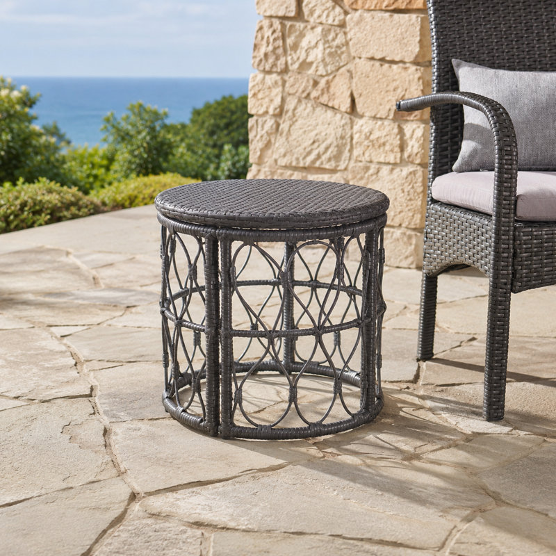 Table d'appoint d'extérieur en osier Boho-Inspired