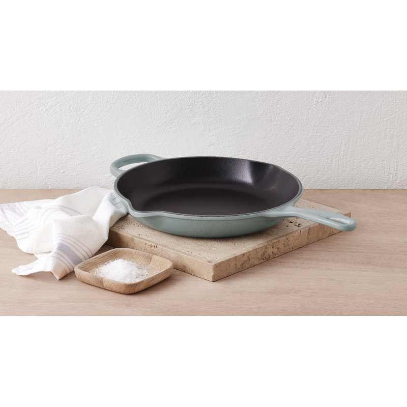 Le Creuset Signature Skillet, 11.75", Sea Salt