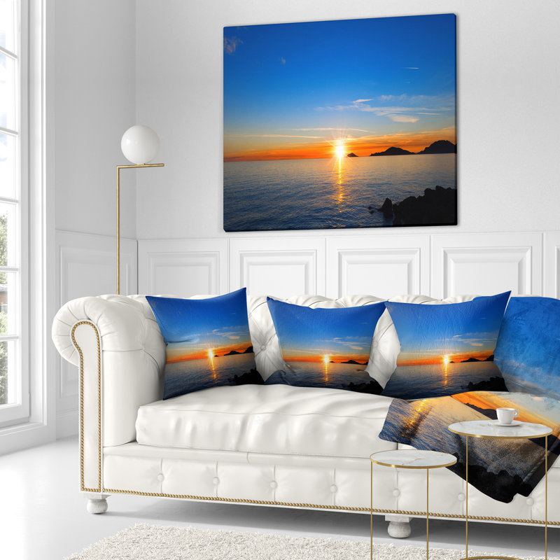 Coussin décoratif coucher de soleil vif dans le golfe de la spezia seascape, 18 po x 18 po, Coussin décoratif