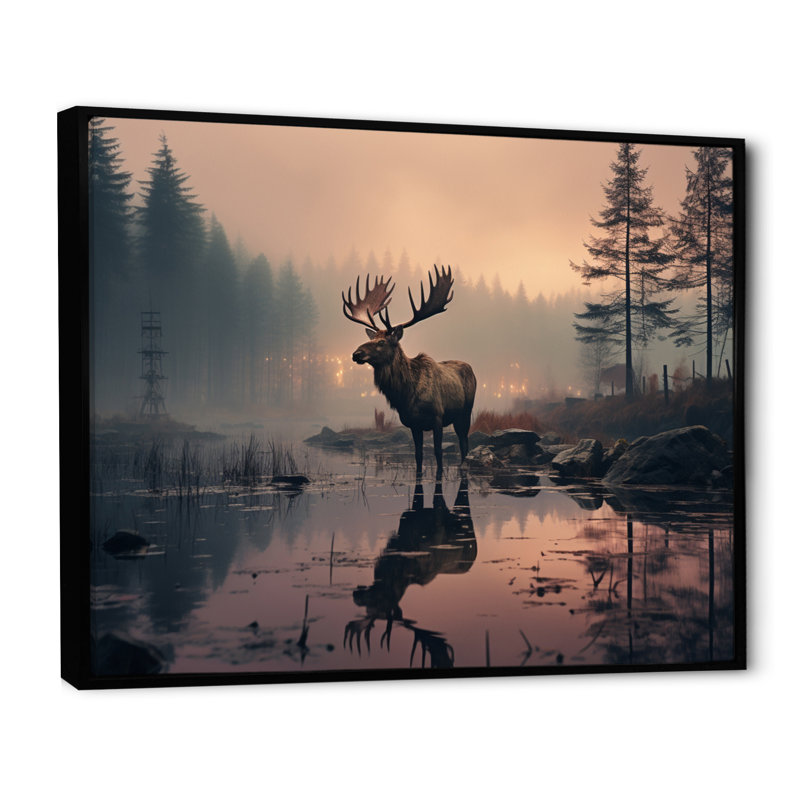 «Brown Peach Moose Misty Morning», reproduction sur toile, H 24 po x l 32 po x P 1 po, Cadre flottant noir
