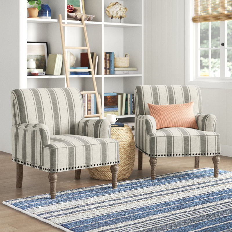 Fauteuil l 28,7 po Arching avec pieds en bois massif et garniture cloutée, Gris