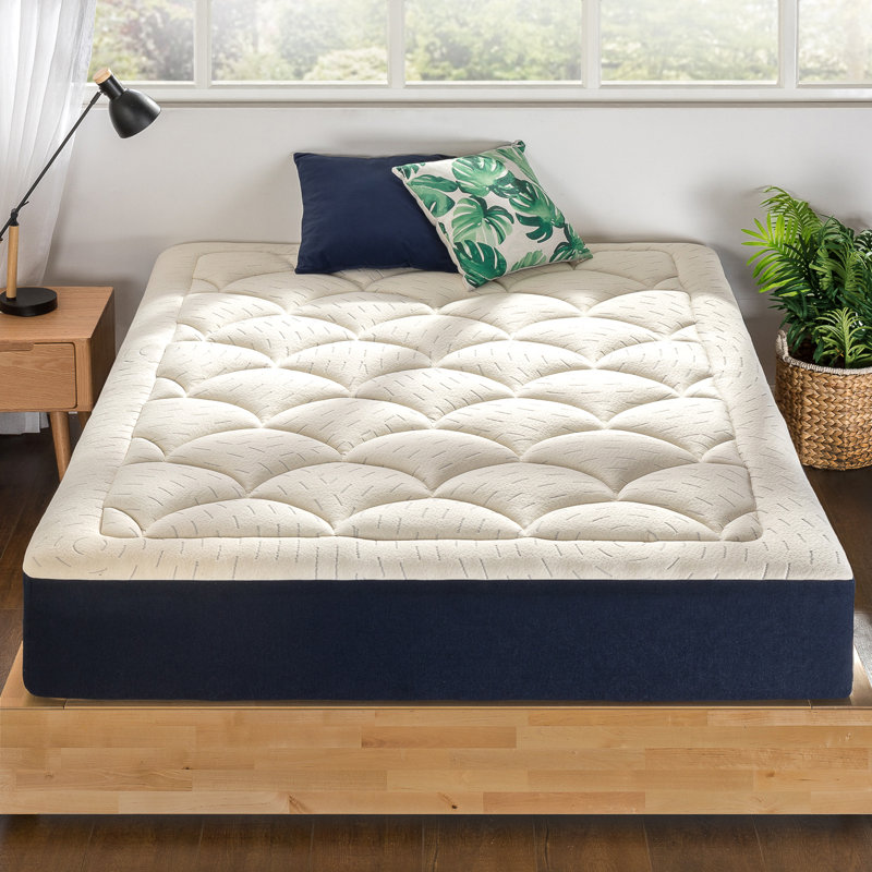Matelas en mousse à mémoire de forme moyenne Alwyn Home Fresnel, Grand lit, 10"