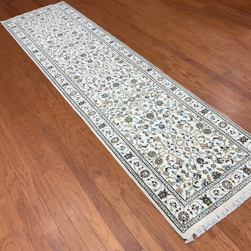  Handmade Nain Wool Runner