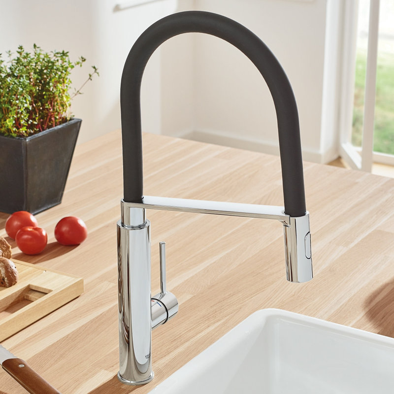 Robinet de cuisine à poignée simple avec accessoires Concetto ™, Chrome StarLight