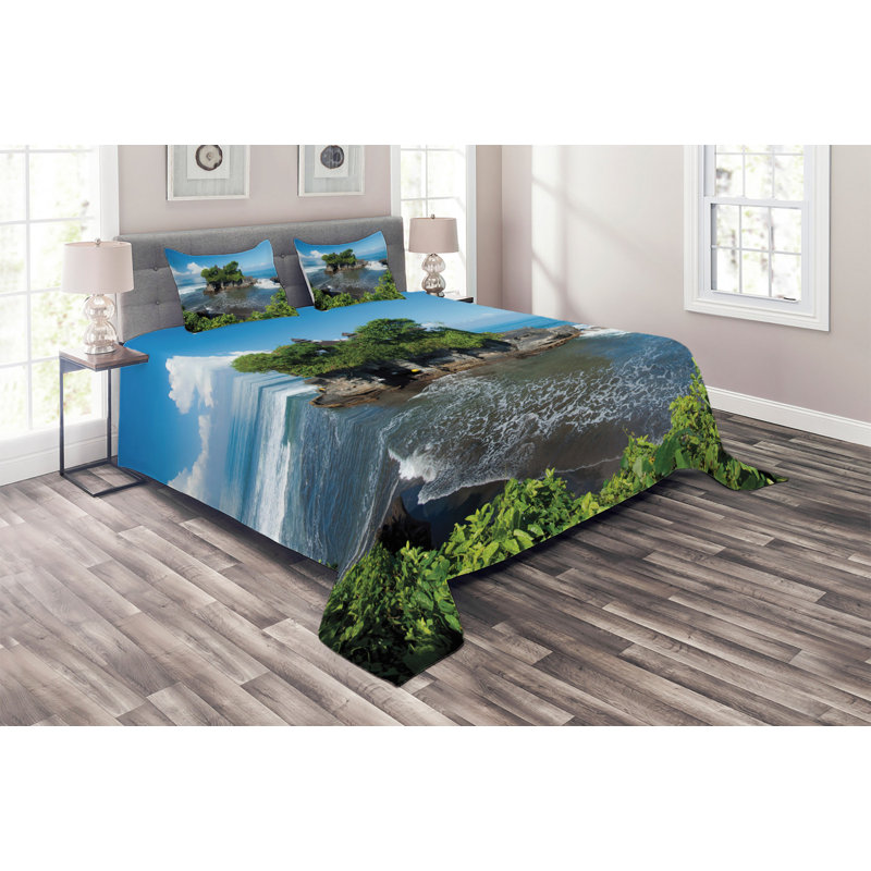 Coastal Coverlet, King Bedspread + 2 Shams