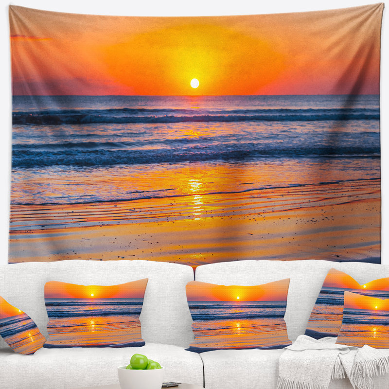 Tapisserie «Seashore Sandy Sea Beach» en début de matinée, H 32 po x l 39 po