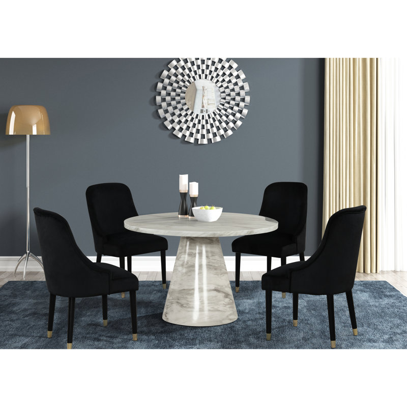 Chaises de salle à manger rembourrées en velours noir, look moderne, accent doré, 2 chaises avec revêtement et 2 pièces, Noir