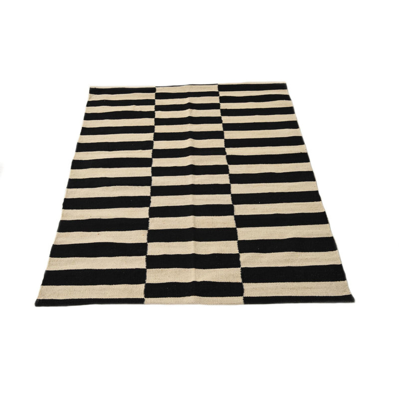 Tapis noir et blanc Orta