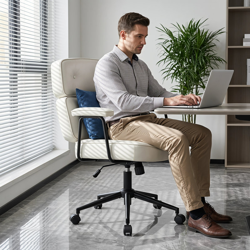 Chaise de bureau ergonomique en similicuir à haut dossier, White