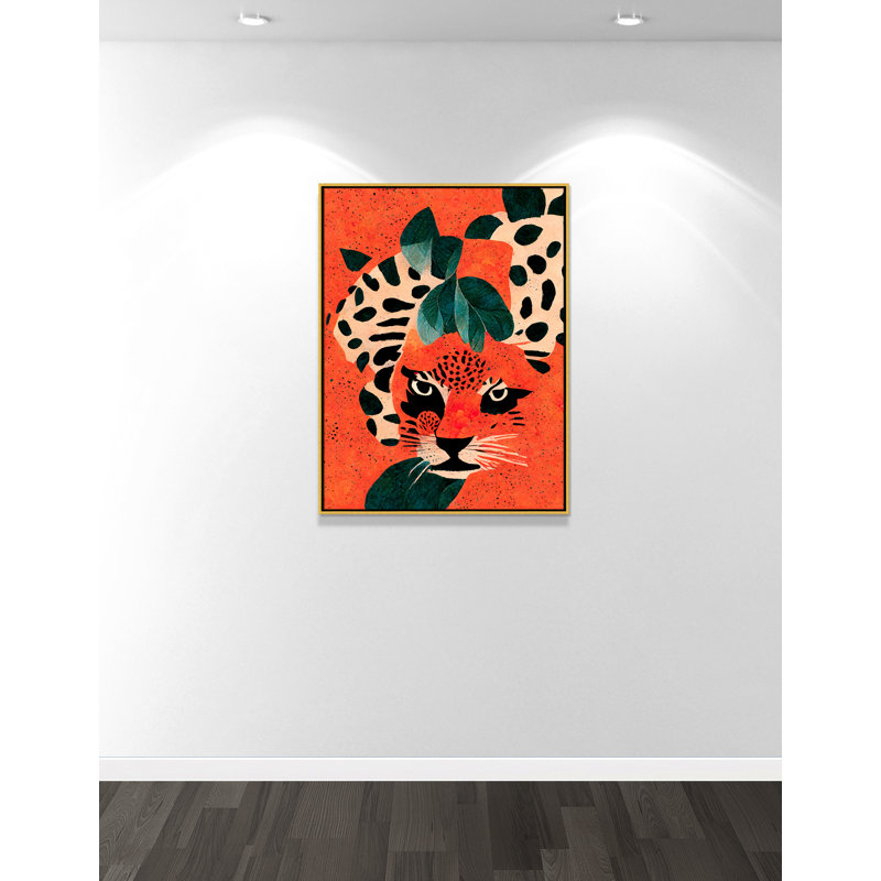 «Jaguar’s Gaze I» par Treechild, L 31,5 po x H 41,5 po, Toile avec cadre, Flotteur doré