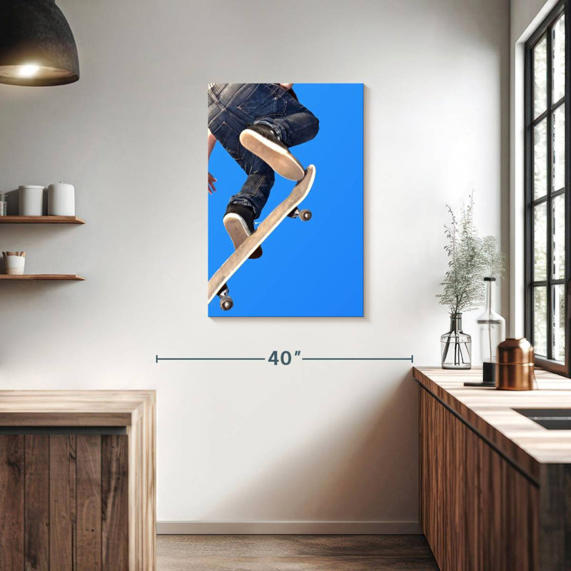 Senne Skateboard Stunt, 36" H x 24" W