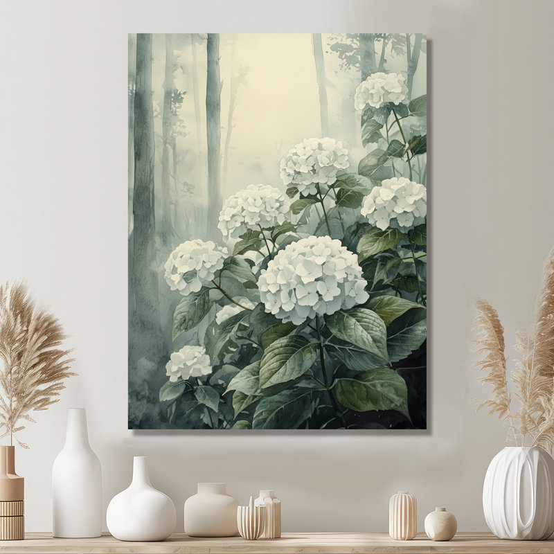 Champ d'hortensias dans le matin brumeux - hydrangées, art mural en métal, H 44 po x l 34 po