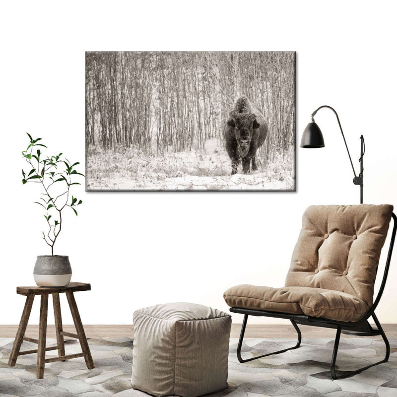 Bison in Winter Forest, reproduction sur toile, H 48 po x l 32 po x P 1,25 po
