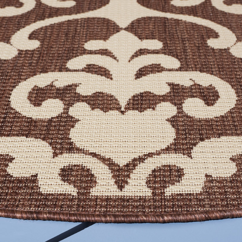 Arellanes Performance Damask Indoor/Outdoor Area Rug, Rectangle 2'7" x 5'