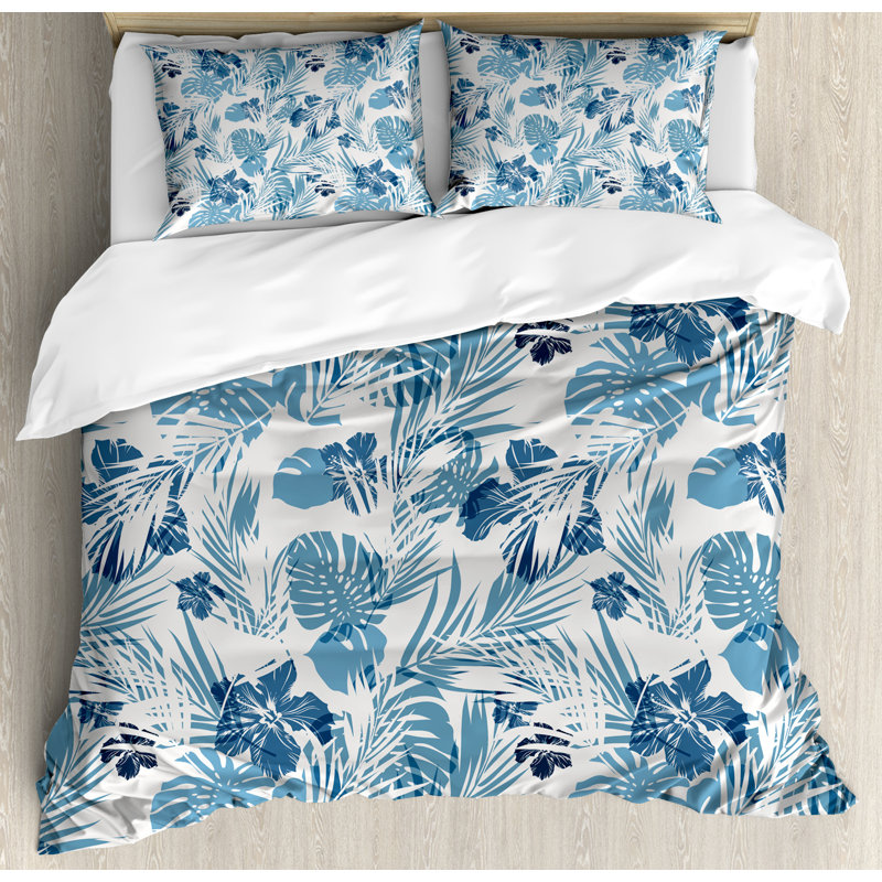 Blue and White Floral Microfiber Queen/Full Duvet Cover Set