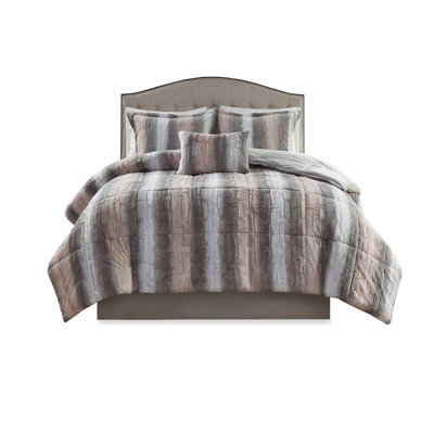 Full/Queen 4PC Faux Fur Comforter Set