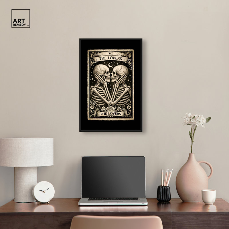 «Spooky Lovers Tarot Card», impression sur toile encadrée par Art Remedy, cadre noir, 16 x 24, H 25 po x l 17 po, Cadre noir