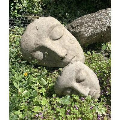 Safiyah Stone Garden Statue