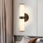 Applique murale en résine imitation marbre avec structure en fer noir, ensemble de 2 luminaires élégants pour les couloirs, les salles de bain et les chambres à coucher (seulement à l'intérieur)-117152448