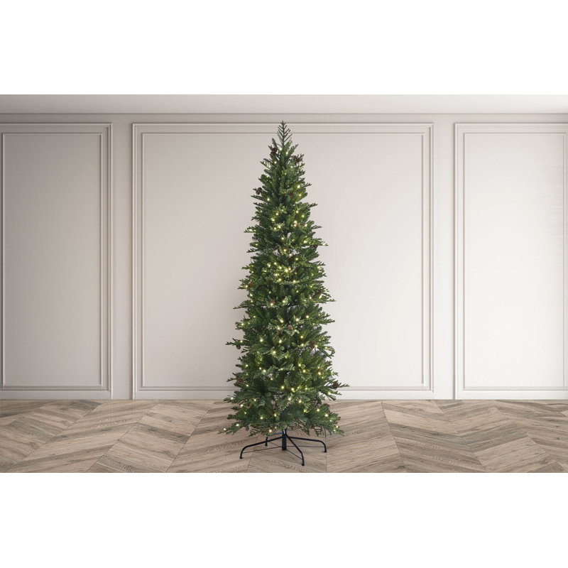 PUZZELWOOD FIR - 7.5ft Christmas Tree with 8 Function Lights