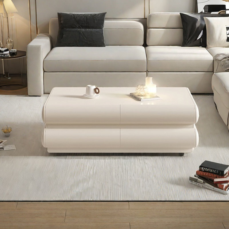 Table basse de luxe crème et moderne