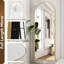 Miroir surdimensionné arqué en métal surdimensionné-570231696-570093207