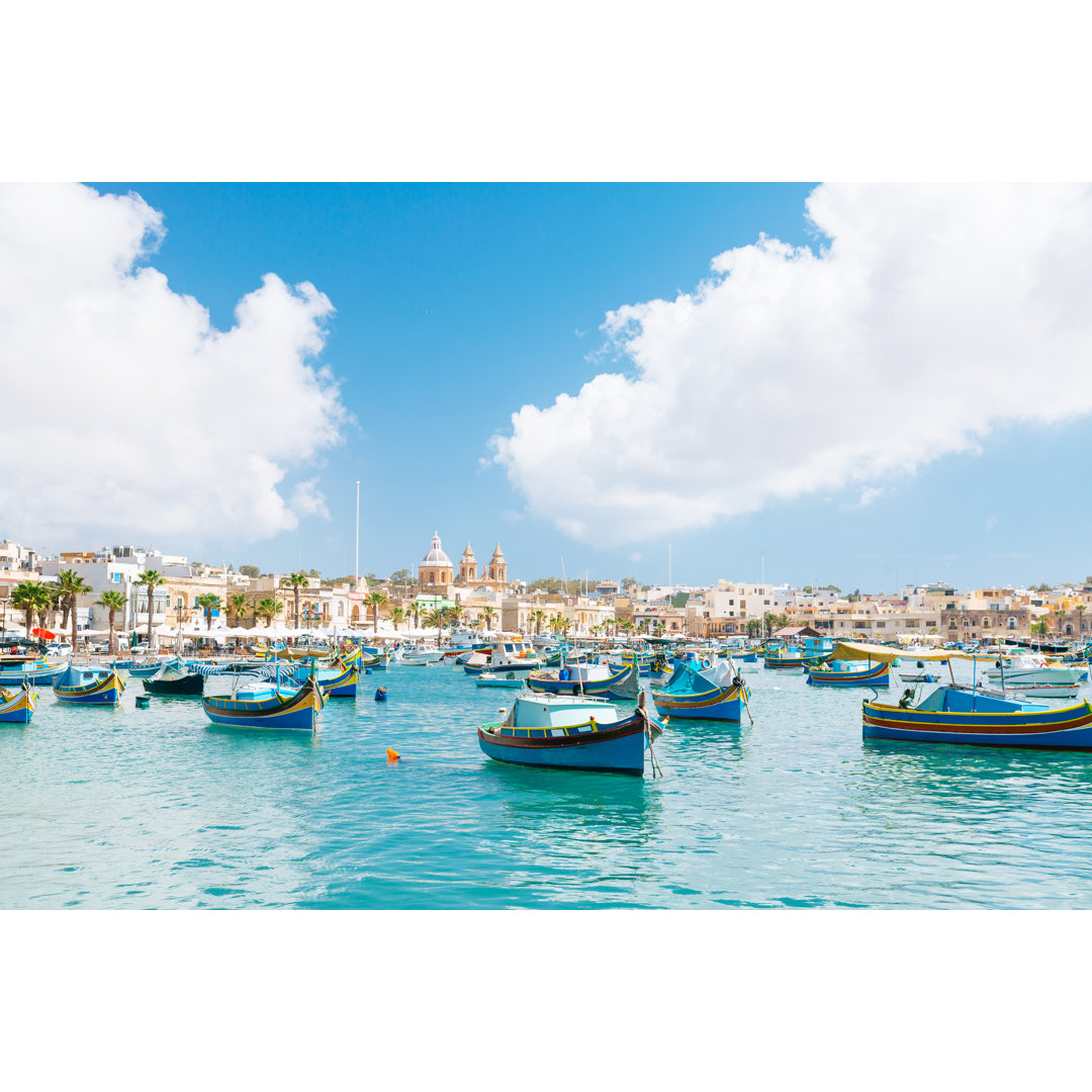 Marsaxlokk Harbor, Malta von Andrey Danilovich - Druck ohne Rahmen auf Leinwand