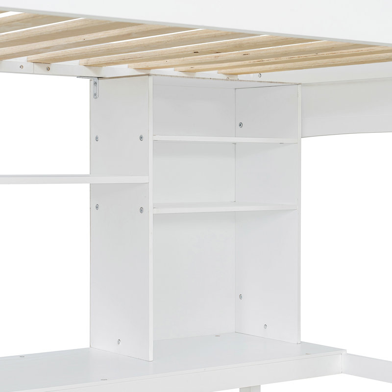 Lit mezzanine avec tablettes de rangement, bureau et échelle