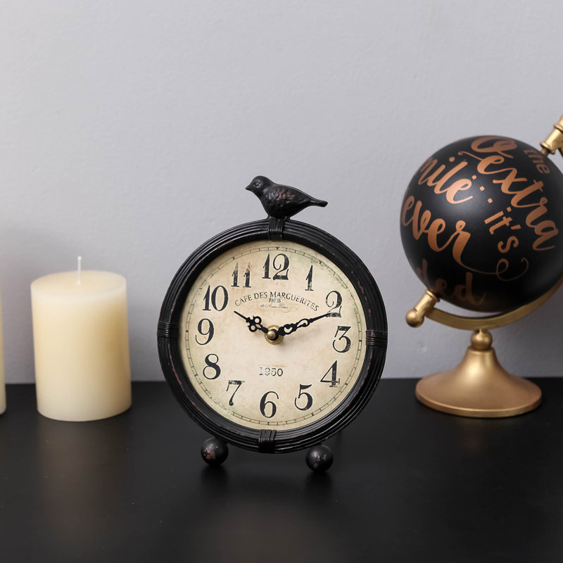 Analog Metal Quartz Movement / Crystal Tabletop Clock in Black