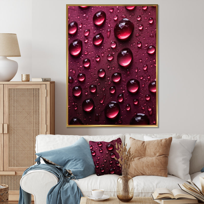 Rose rouge avec des gouttes de pluie, Cadre flottant doré, H 20 po x l 12 po x P 1 po