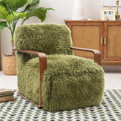 Chaise d'appoint contemporaine en fausse fourrure avec accoudoirs en noyer foncé - un confort d'inspiration rétro pour votre salon