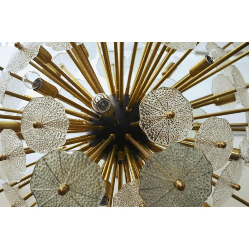 Lustre fantaisie en laiton 30 lumières Bijoux, Givre lisse, Chrome chrome, 55” Length x 55” Width x 96” Height